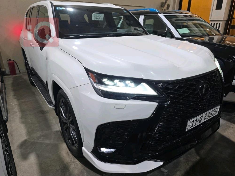 Lexus LX